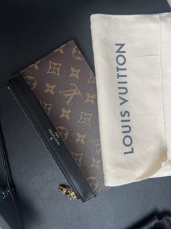 louis vuitton slim Purse  New original