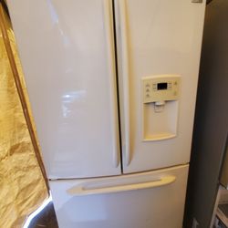 GE PROFILE FRENCH DOOR PERFECT CONDITION WORKING ICE MAKER COOLER FREEZER WATER DISPENSER 