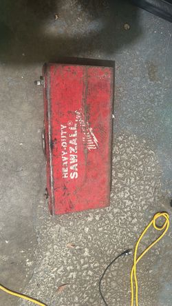 Milwaukee Heavy-Duty Sawzall Metal Case