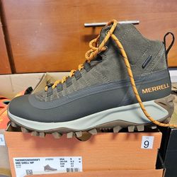 Merrel Size 9 Boot