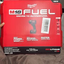  Milwaukee Impact Gun/ Impact Wrench