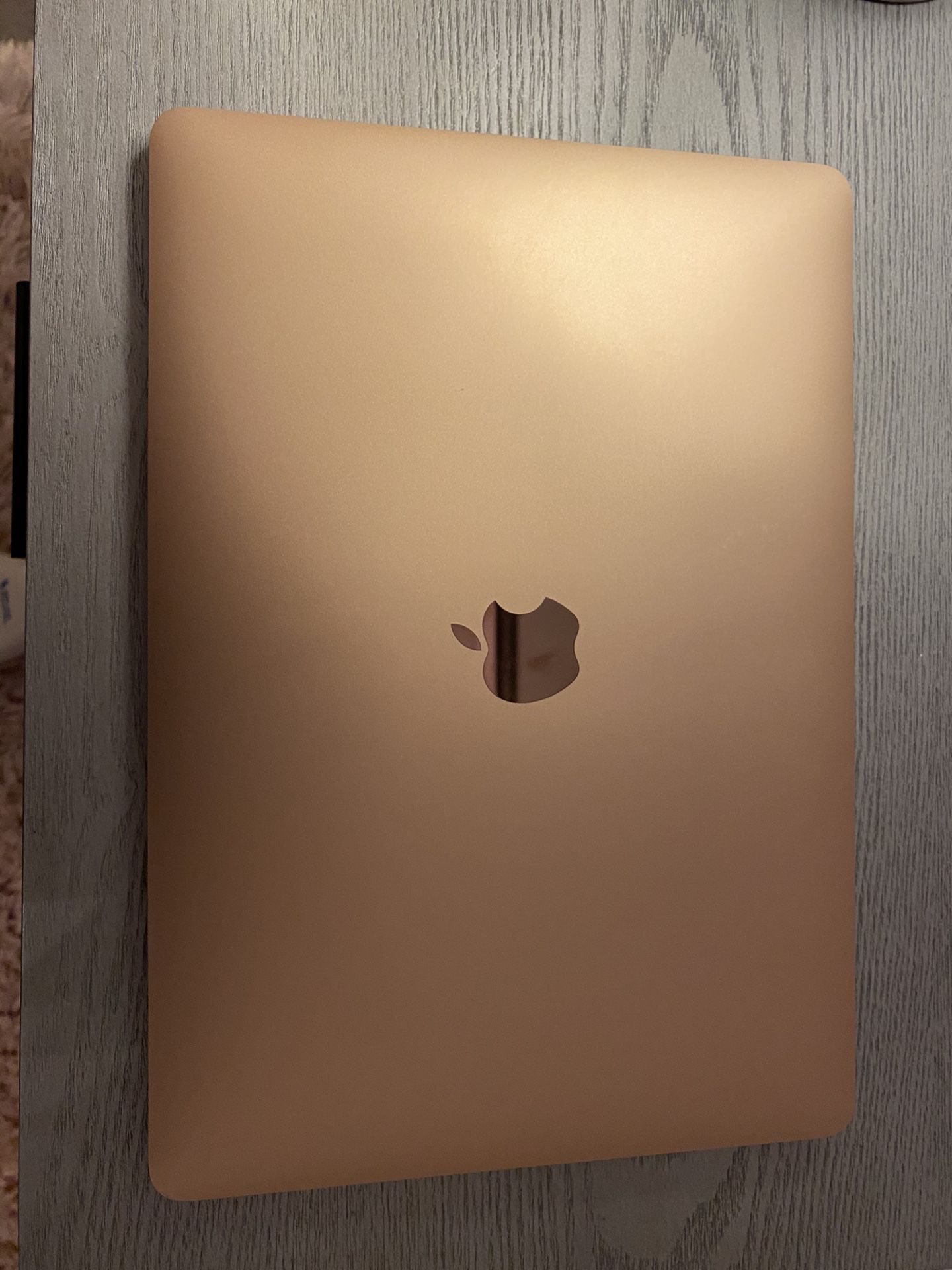 Macbook Air 2019 Gold