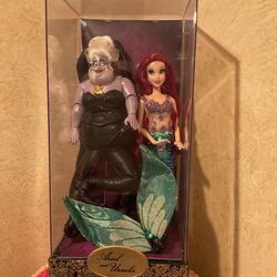 Disney Collectible Doll Set