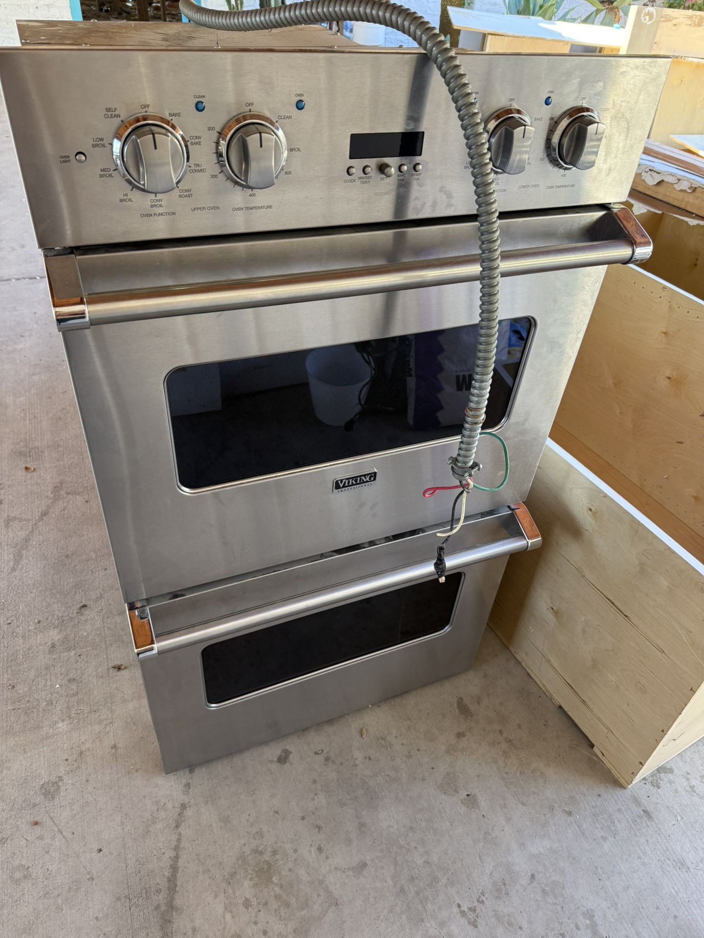 2015 Viking Double Oven