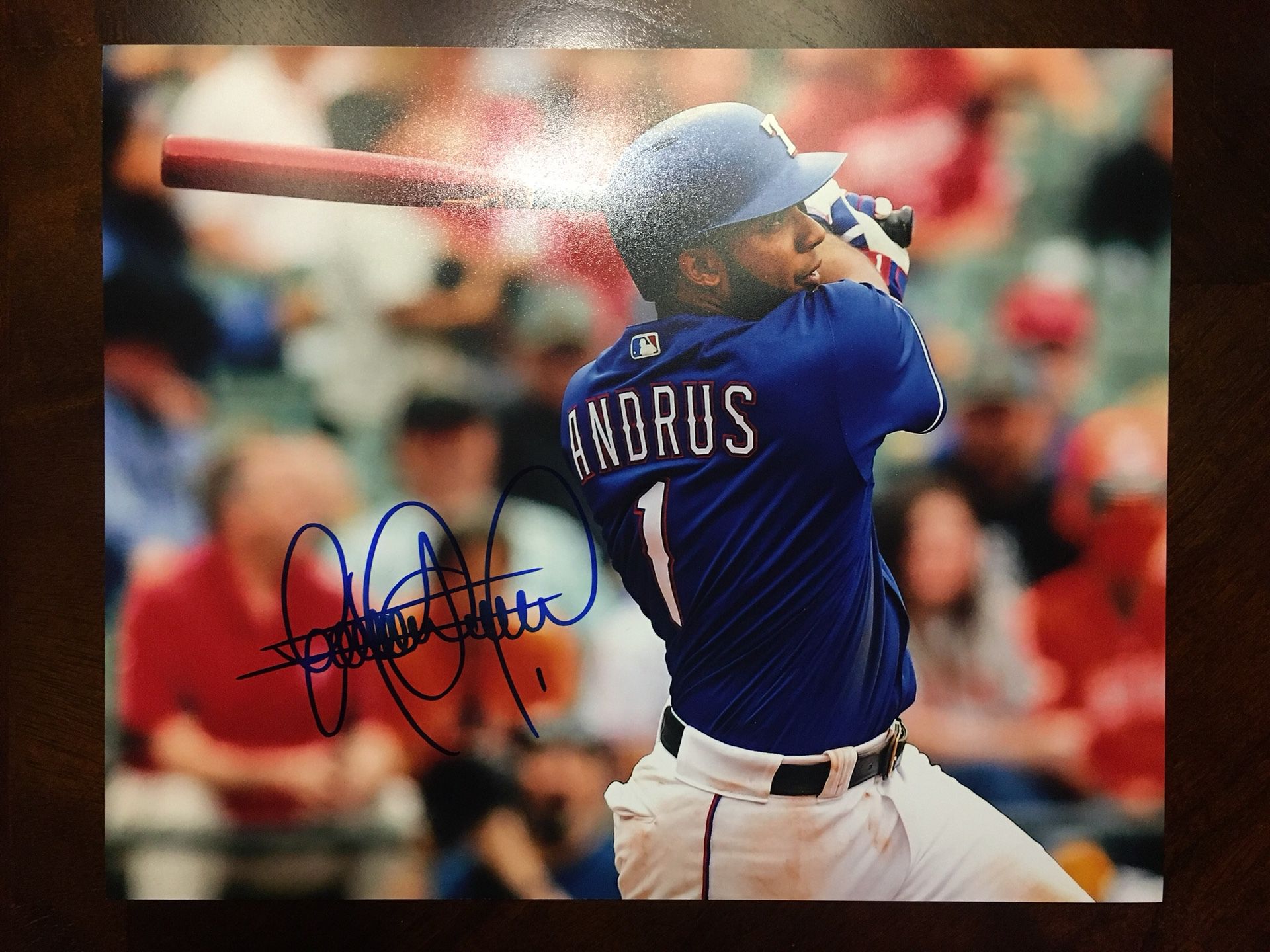 Elvis Andrus Signed Photo - Texas Rangers (MLB)
