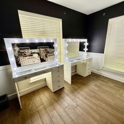 New White Hollywood Make Up Vanity