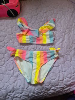 Girls bathing suit size 5/6