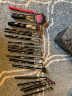 Makeup Brushes