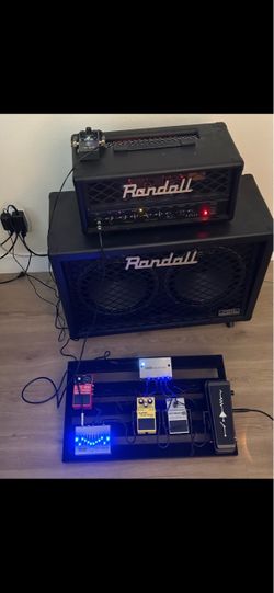 Randall tube amp and guitar pedals