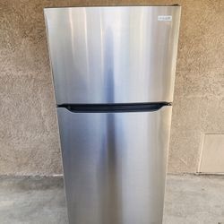 3MONTHS WARRANTY 30X30X66 FRIGIDAIRE FRIDGE 18CUFT SILVER 