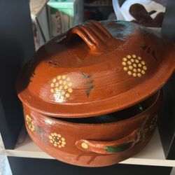 Son De Barro Los Servilletero De Madera  Y Los Floreros  Vidrio 