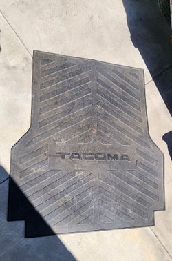 Tacoma bed mat