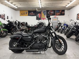 2010 Harley Davidson Sportster 883 Iron