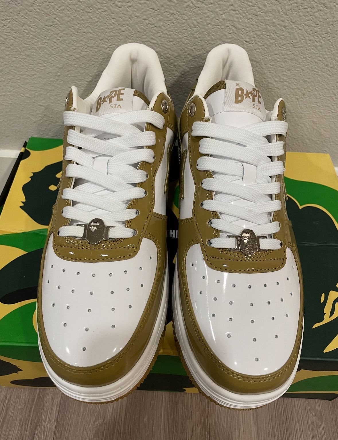 2 Bapes 1 Offwhite