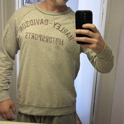 Harley Davidson sweatshirt