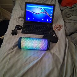 Tablet  With Acessories 