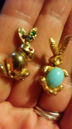 10$ Two Bunny Pins One Jelly Belly