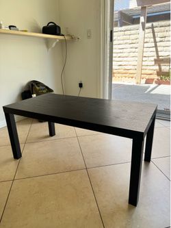 Black Coffee Table, urgent for pick up!