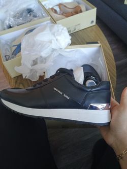 New. Michael Kors Allie Trainer Leather Black. Size 7