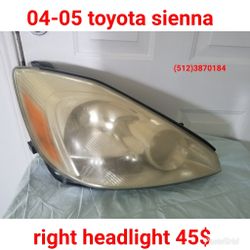 2004,2005 toyota sienna right headlight