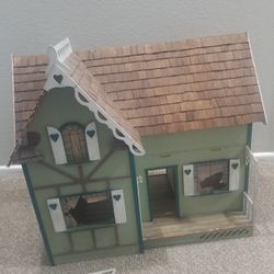 Vintage Doll House