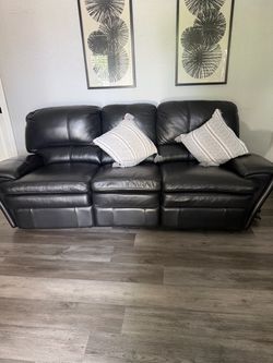 Black Leather Reclining Sofa