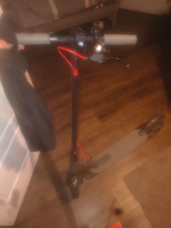 Lightning S electric scooter