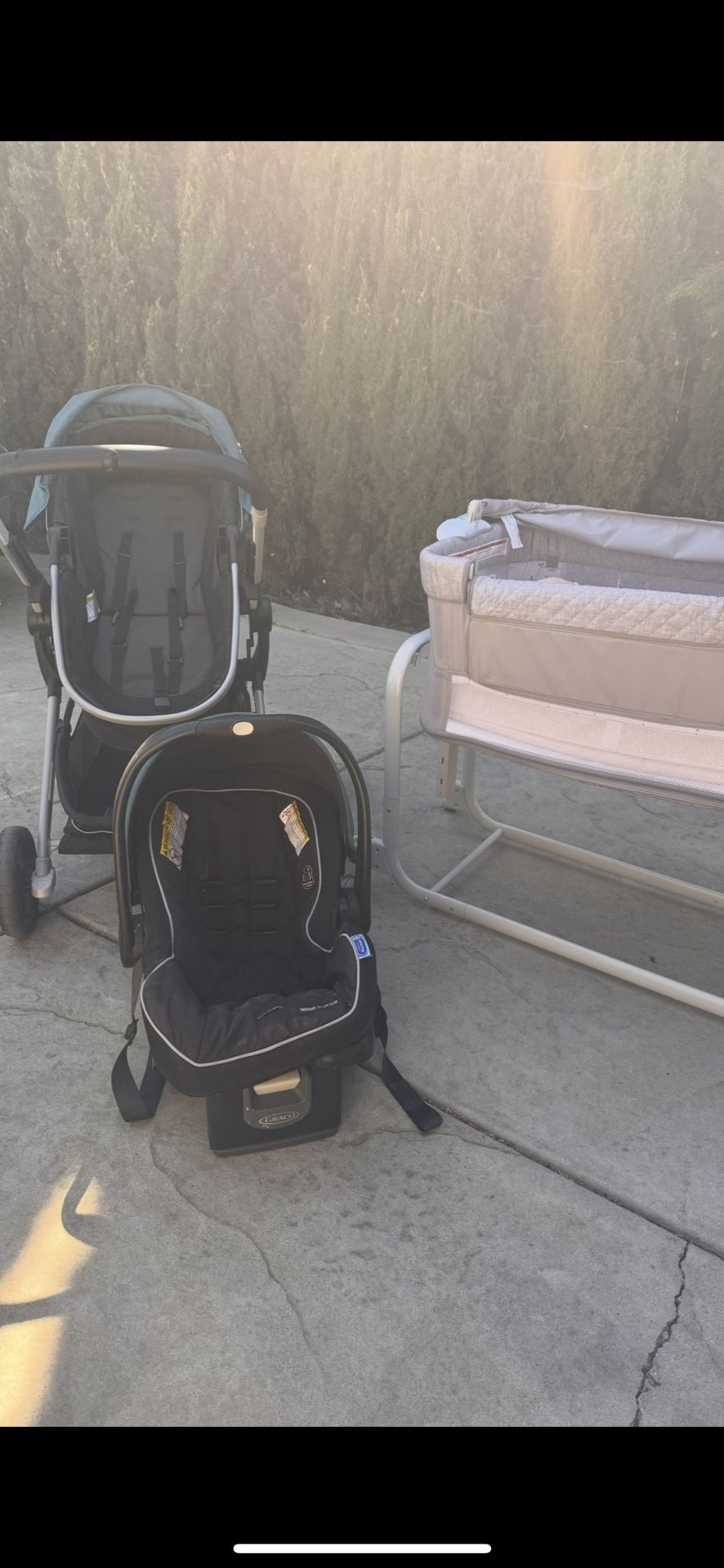 Graco Baby Gear Set – Stroller with Infant Car Seat + 4Ever DLX Car Seat – Good Condition