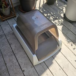 Petsafe Automatic Cat Litter Box With Reusable Tray