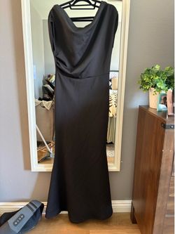 Formal dress. Gown.