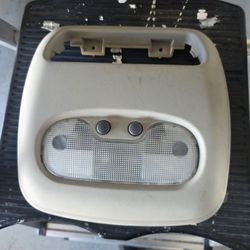 GM overhead roof console assembly, commonly known as a dome light