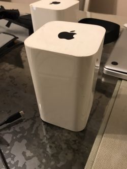 AirPort Extreme router with 2tb time capsule