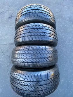 Bendo 4 llanta es BRIDGETOME ALENZA 255/60 R19