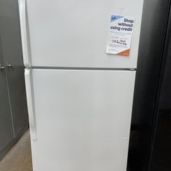 Refrigerator - Top Freezer - Whirlpool 62.25" H x 28" W ET4WLXVQ00