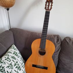 Admira Acoustic Guitar With Soft Case