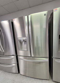 Kenmore Elite French Door Fridge – Stainless, clean, 36"