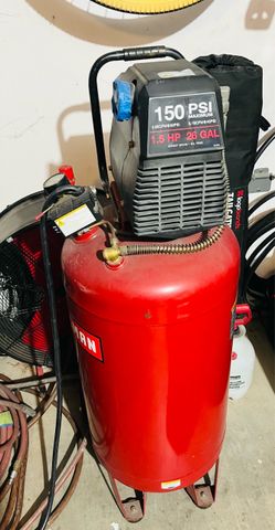 Craftsman 150 PSI 1.5 HP 26 gal compressor