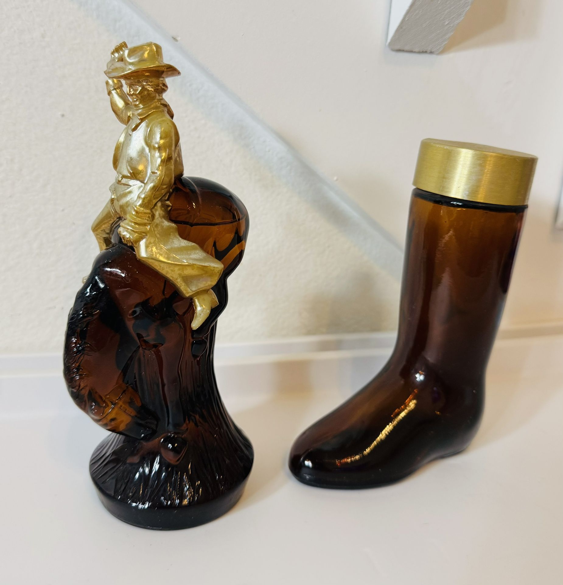 Avon Cowboy Bucking Bronco w/ Oland Cologne 1 full & 1 Empty Boot Bottle $10 for pair woody musky