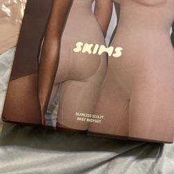 Skims Seamless Sculpt Brief Bodysuit 