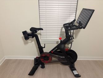 Peloton Bike