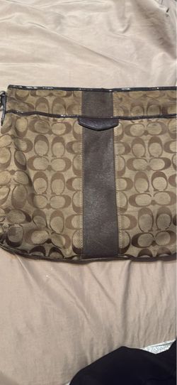 Coach Signature Canvas Shoulder Bag