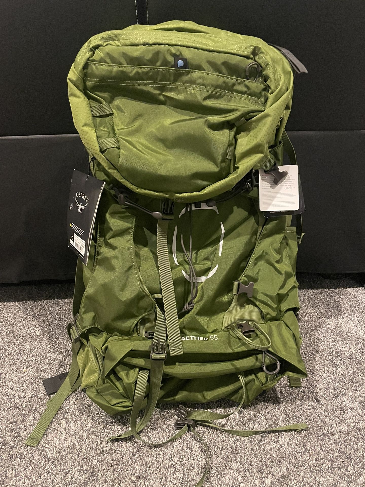 OSPREY Hiking Backpack (waterproof)