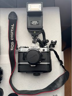 Canon AE-1 Camera Kit w/ Sunpak Auto 422 D Flash, Lenses & Tamrac Bag