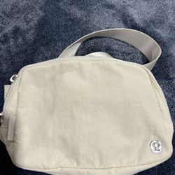 Lululemon Belt Bag 