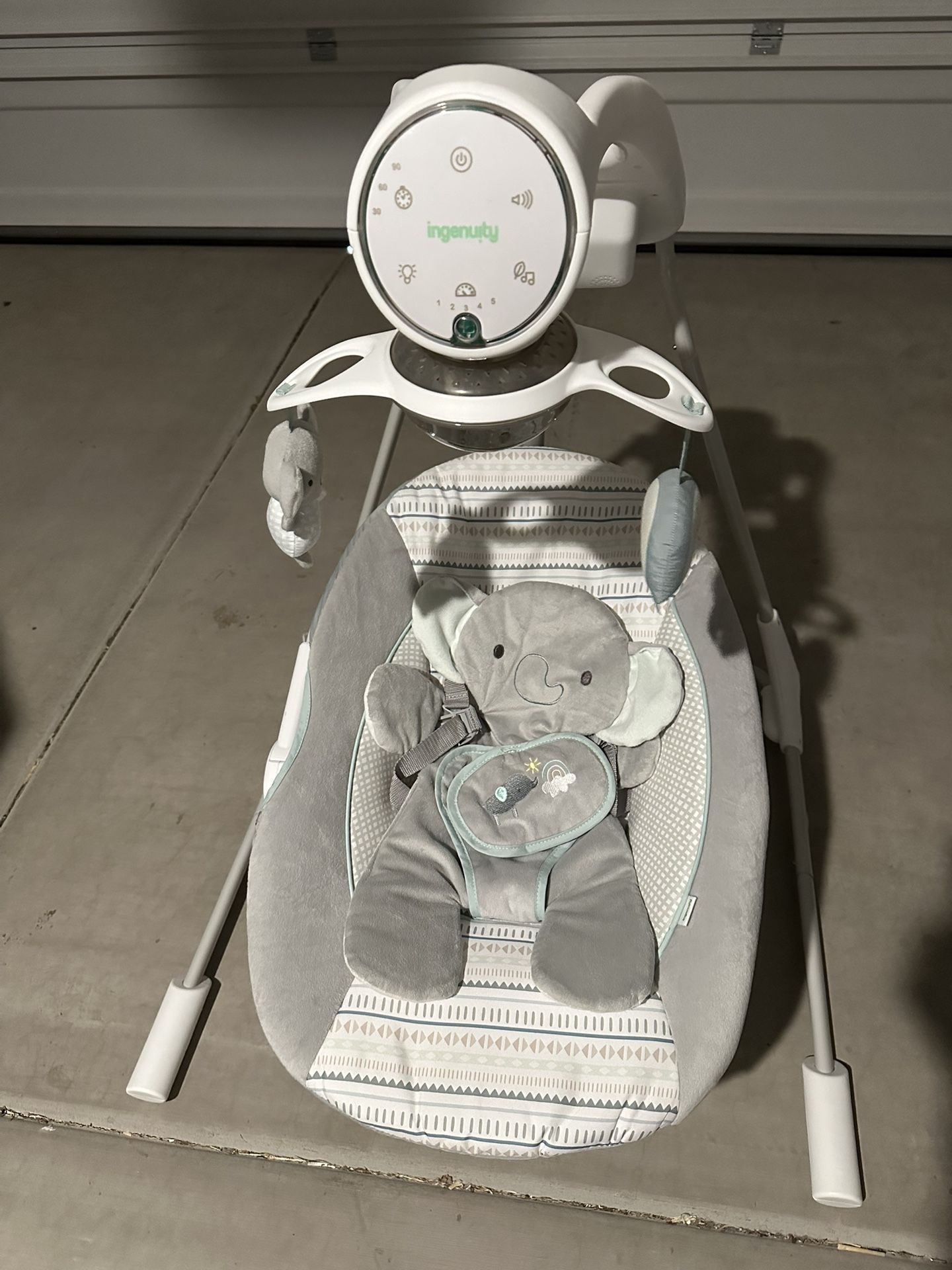Ingenuity InLighten 5-Speed Baby Swing - Swivel Infant Seat