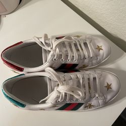 Gucci Gold Bumblebee & Stars Sneakers 