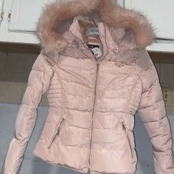 Anew Palomares Sports jacket with a fur hood and a double zipper