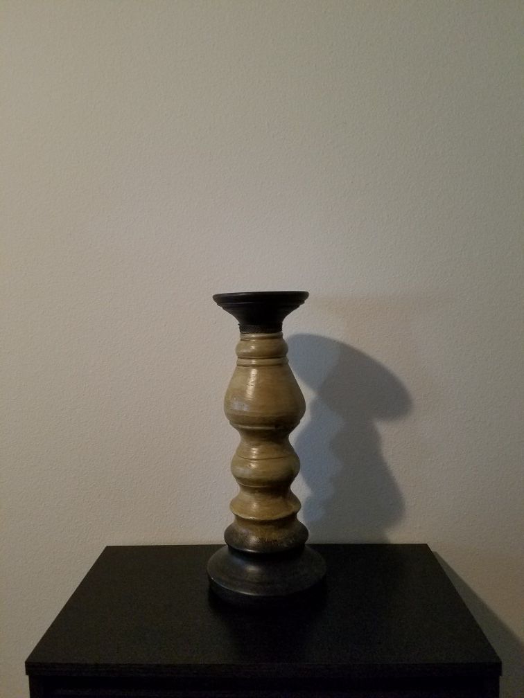 Pillar Candle Holder