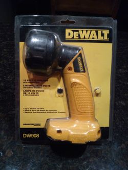 DeWalt Flashlight