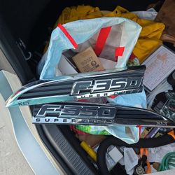 F350 XLT EMBLEMS. PERFECT CONDITION.